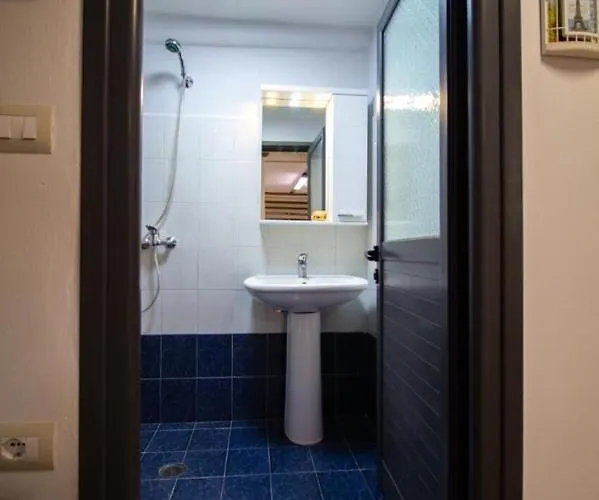 公寓 Solhouse Gjirokastër